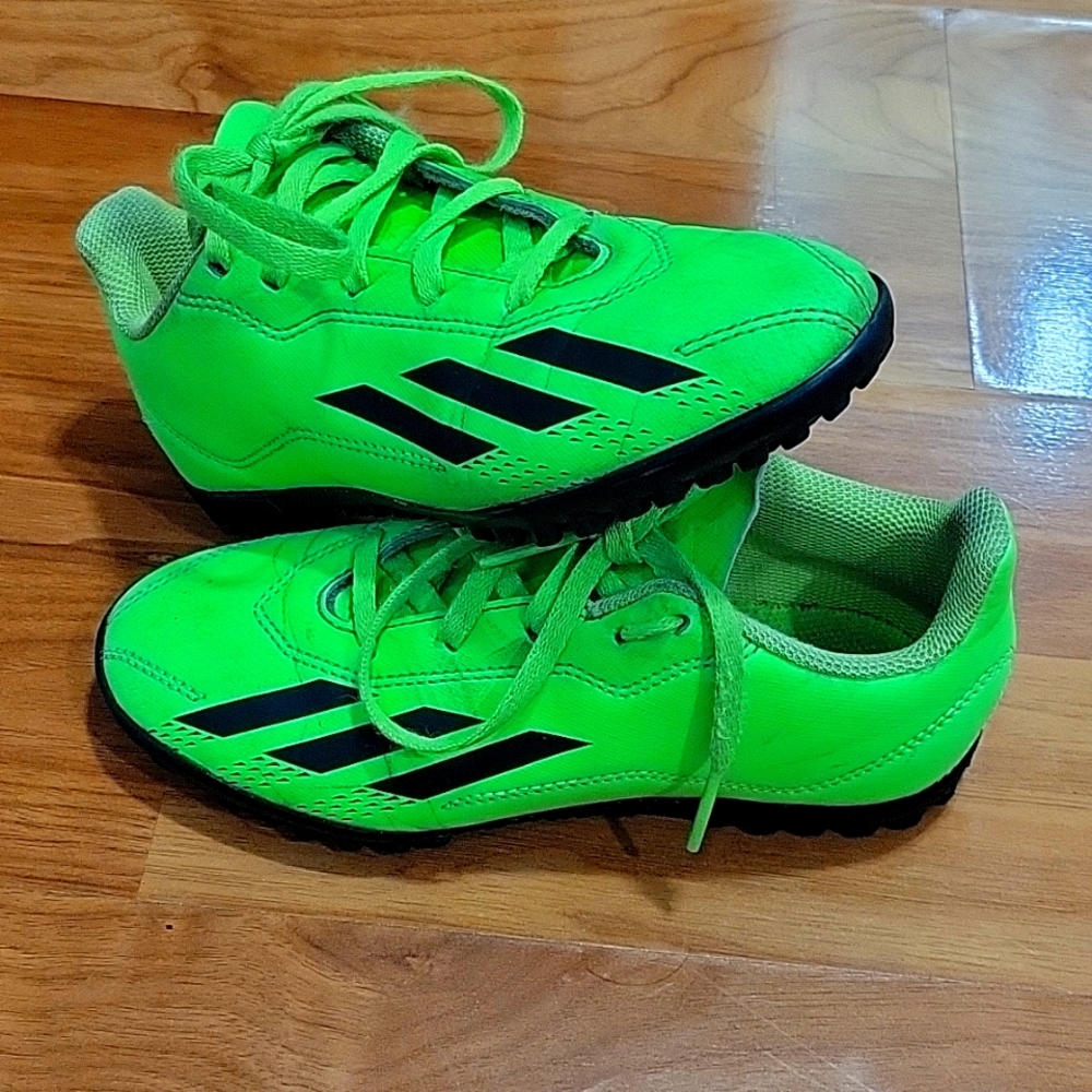 Adidas boys cleats size 13.5